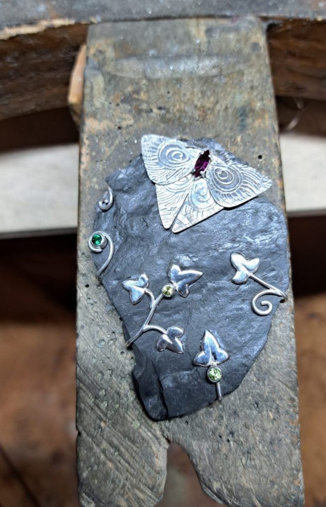 Artisans_buddies_challenge Herstellung 9: fertiger Anhänger Vorderseite